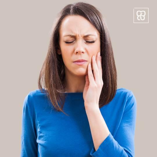 Quitar el dolor de muelas al instante Clínica Ferrocarril dentista en Arganzuela