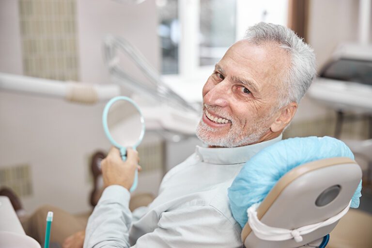 implantes dentales en Clínica Dental Ferrocarril
